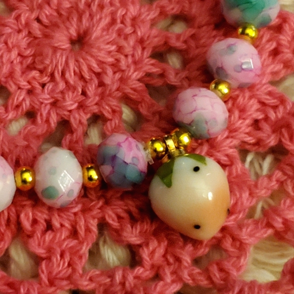 Handmade glass bead ceramic pink 🍓 charm bracelet w/matching earrings. - Picture 2 of 8